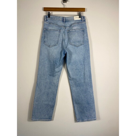 Express Mom Jeans Super High Rise Size 8 Light Wash Straight Leg - Picture 2 of 8